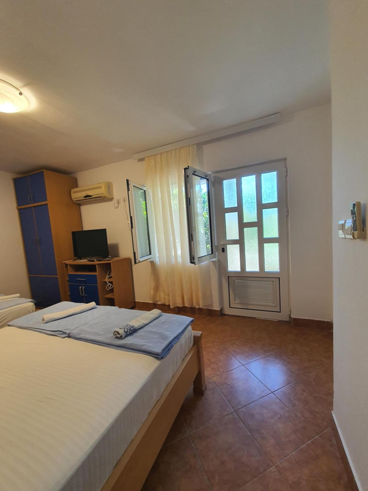 Apartments Petkovic Petrovac Exterior foto